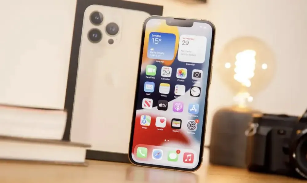 Это самый выгодный iPhone с новым курсом валют. Стоит почти как раньше