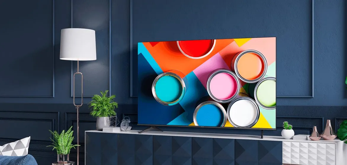 Нашли крутой телевизор для спальни или гостиной. У него большая диагональ и куча крутых фишек