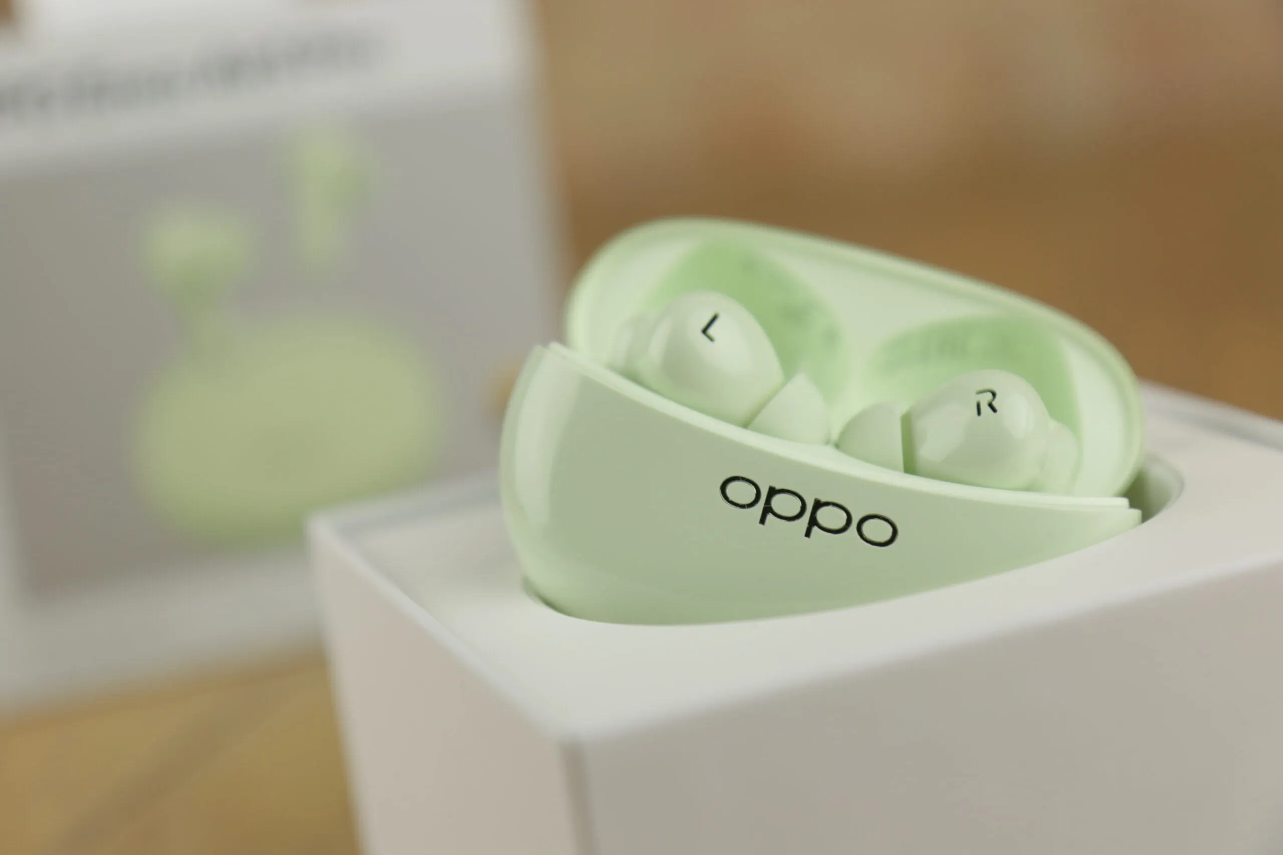 Oppo Enco Air3 Pro появились на Маркете. Чем хороша новинка?