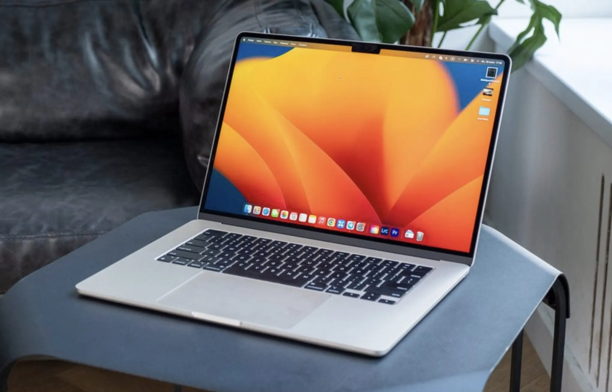 Новый MacBook Air отдают на 40 тысяч дешевле официальной цены. Где взять?