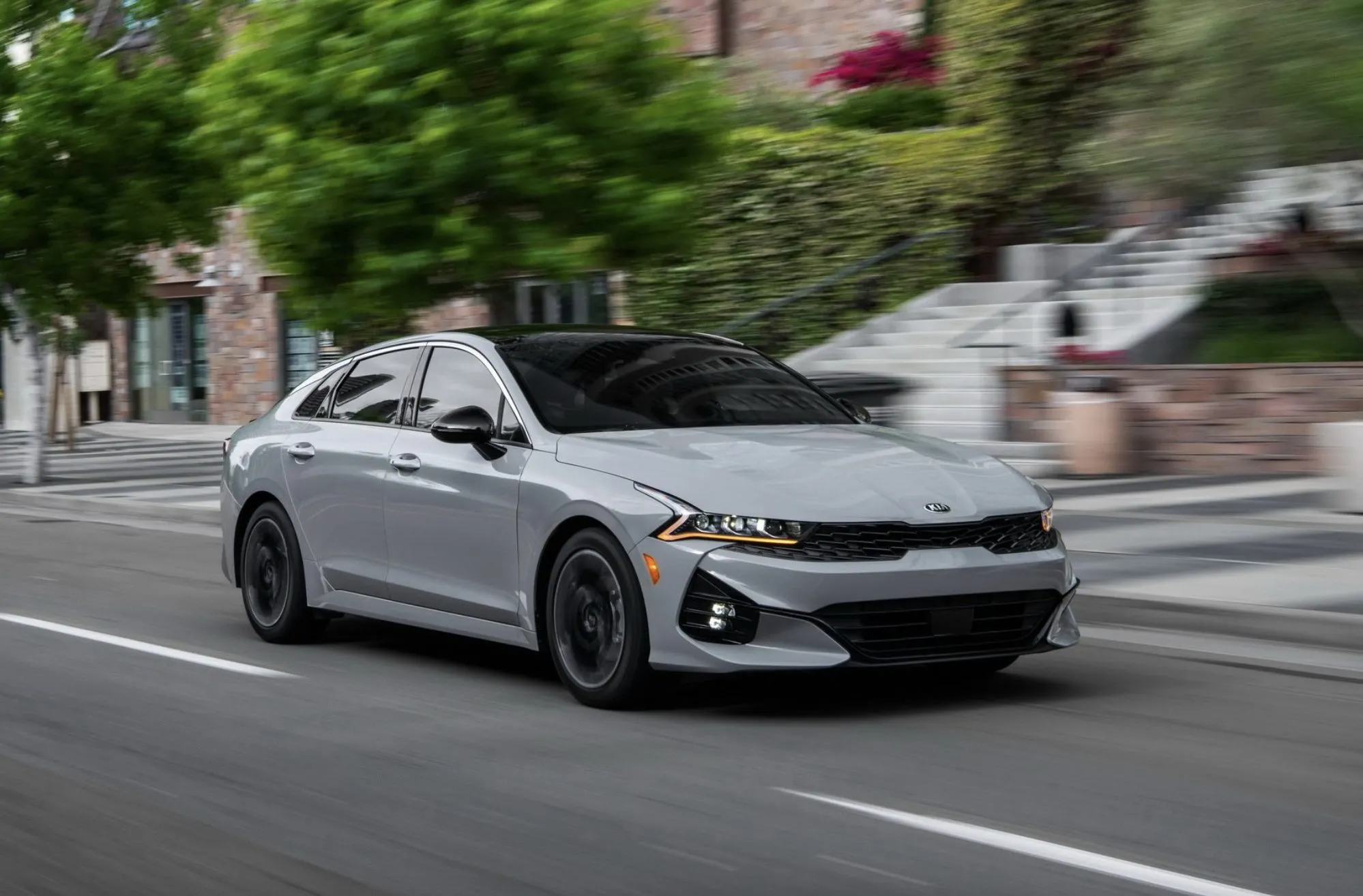 Самые частые поломки  Kia K5. Стоит ли покупать подержанный автомобиль?