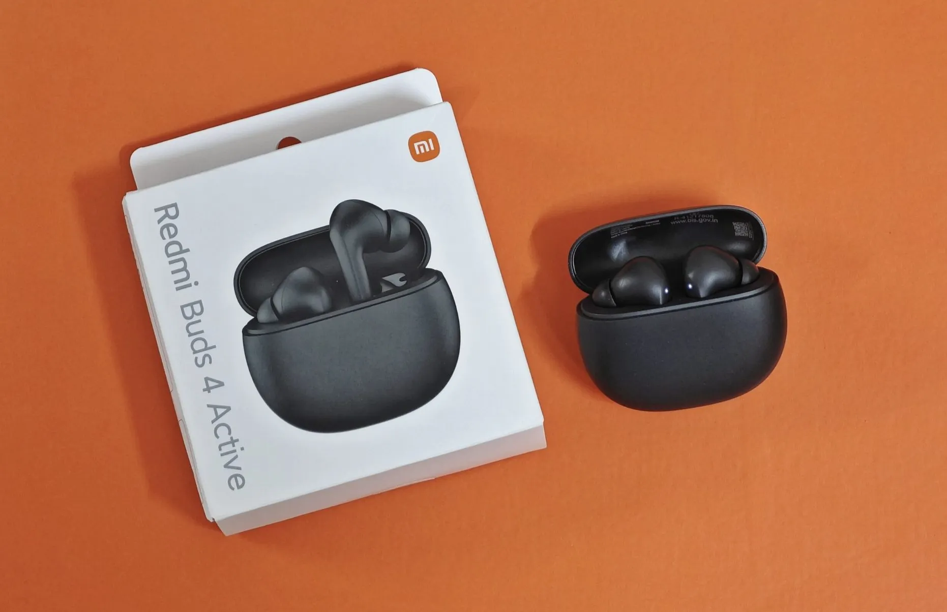 Xiaomi Redmi Buds 4 Active привезли в Россию. Что умеют наушники за 1,5 тысячи рублей?