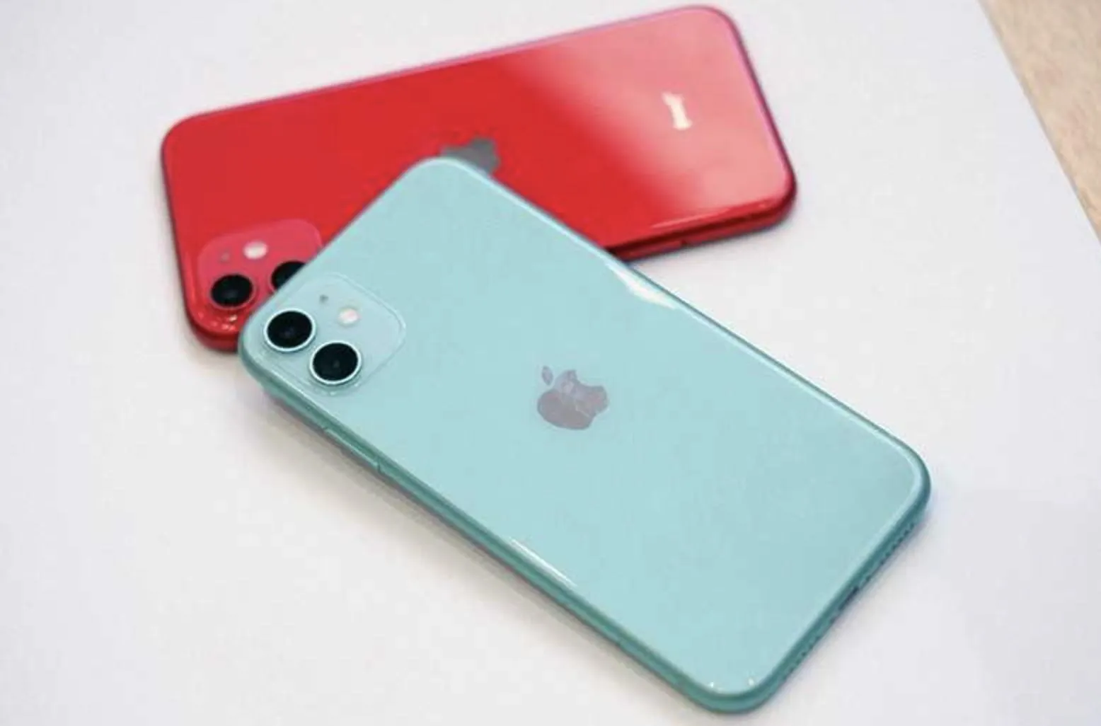 iPhone 11 подешевел в России. Последний шанс купить легендарный аппарат