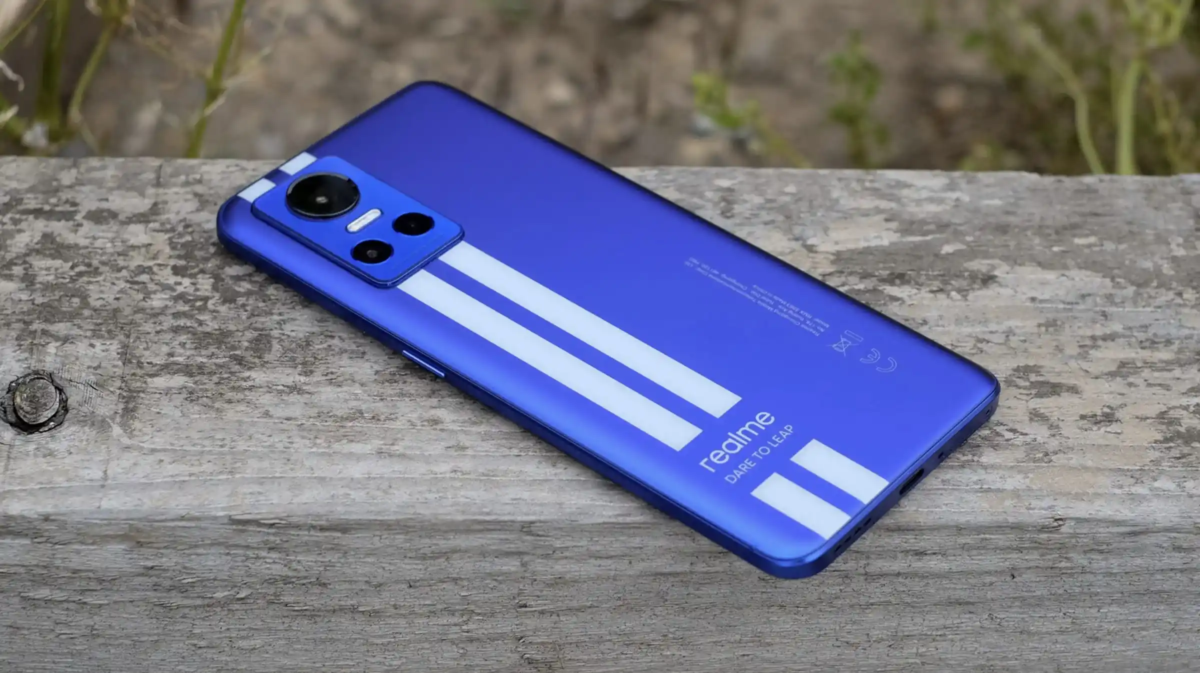 5 смартфонов, которые топ за свои деньги. От стартового Samsung Galaxy A54 до геймерского Xiaomi Poco F4 GT