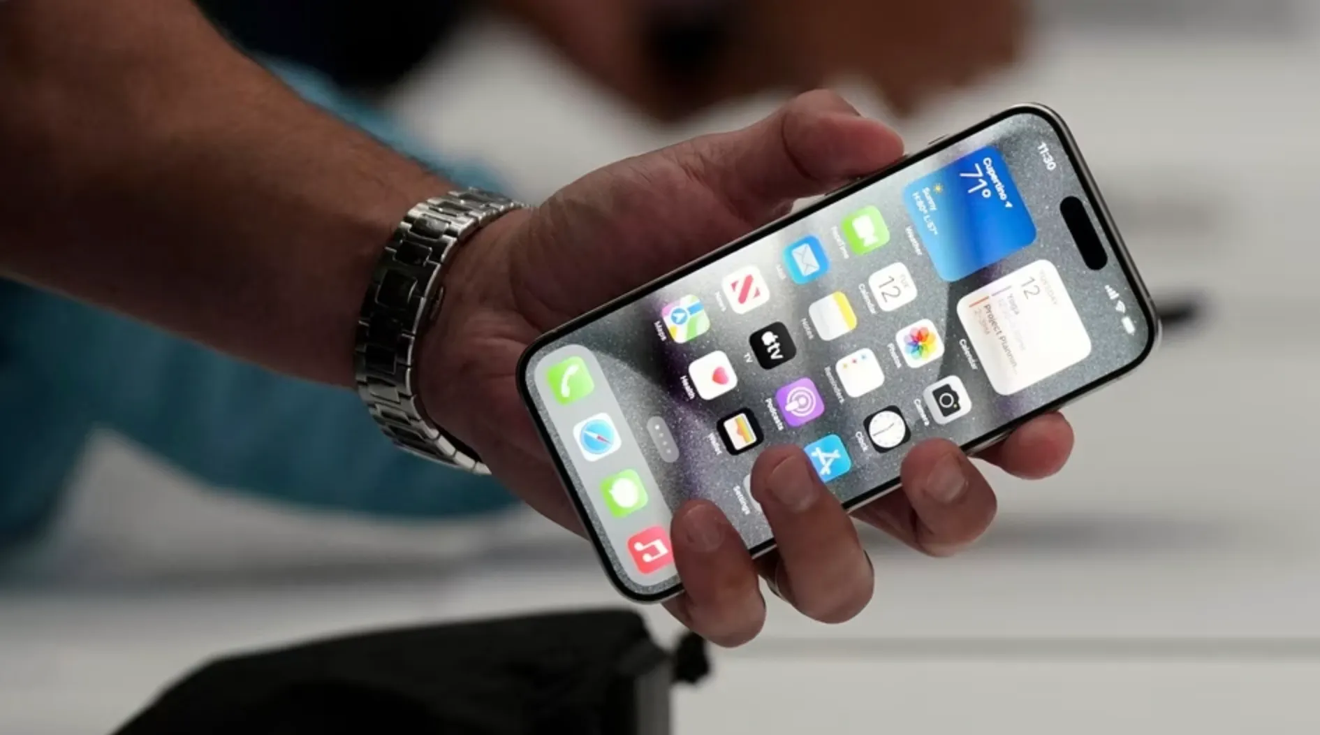 Ради чего брать iPhone 15 Pro? Его назвали лучшим в одном компоненте