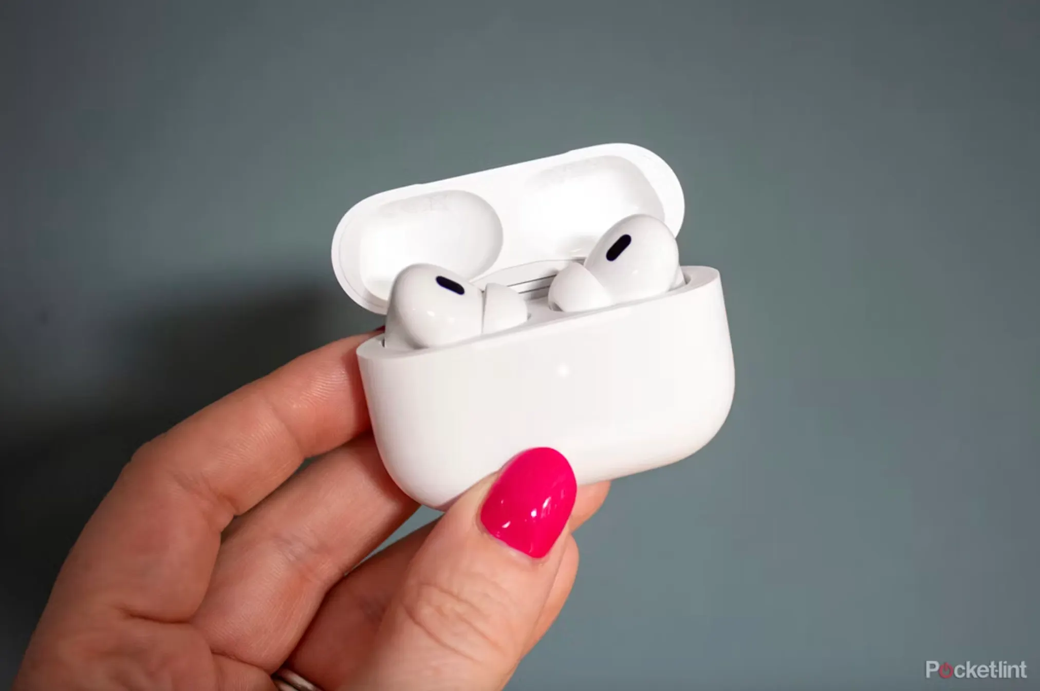 У AirPods Pro с USB-C есть скрытые фишки. И это не только улучшенный звук