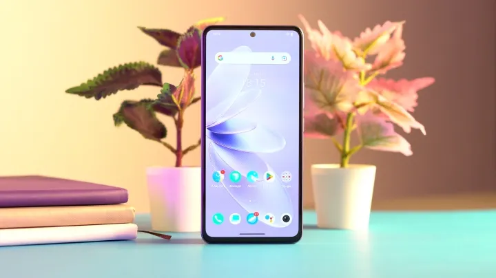 Главный середняк Vivo обесценился в России. Настоящий топ за свои деньги