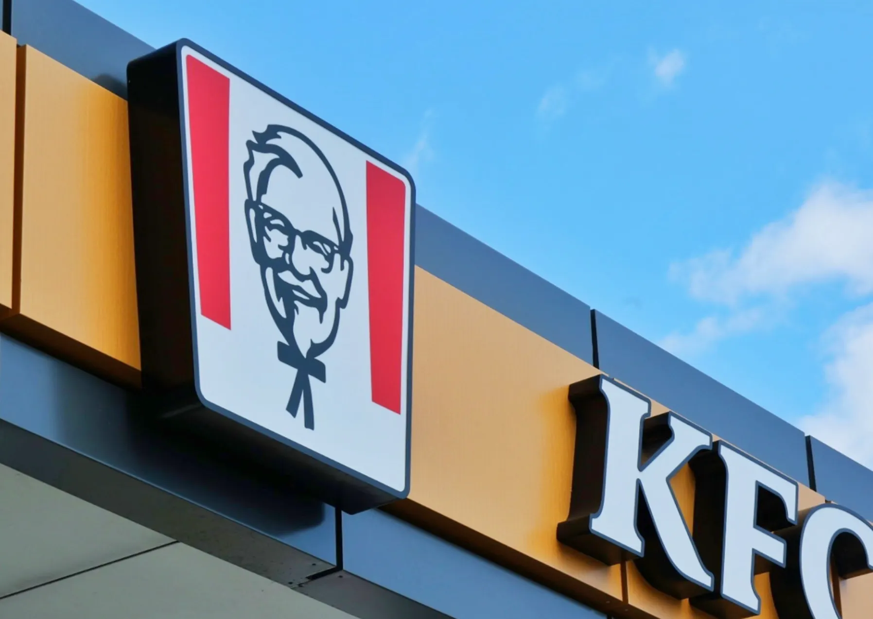 В KFC подорожала вся еда. Сколько теперь стоят боксмастер и крылья?