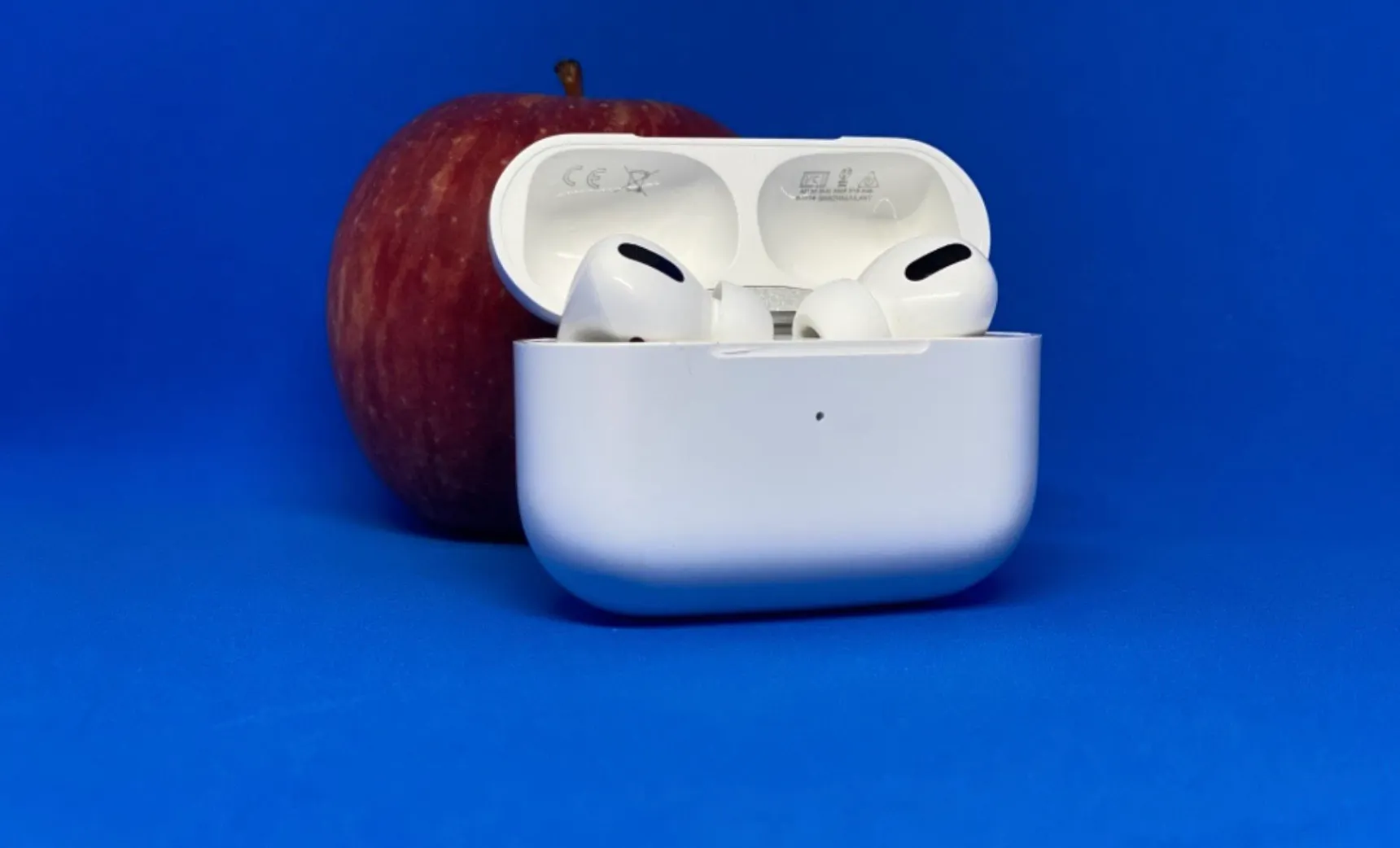 Владелец AirPods Pro рассказал, что случилось с наушниками за 4 года. Кажется, человек собрал все проблемы гарнитуры