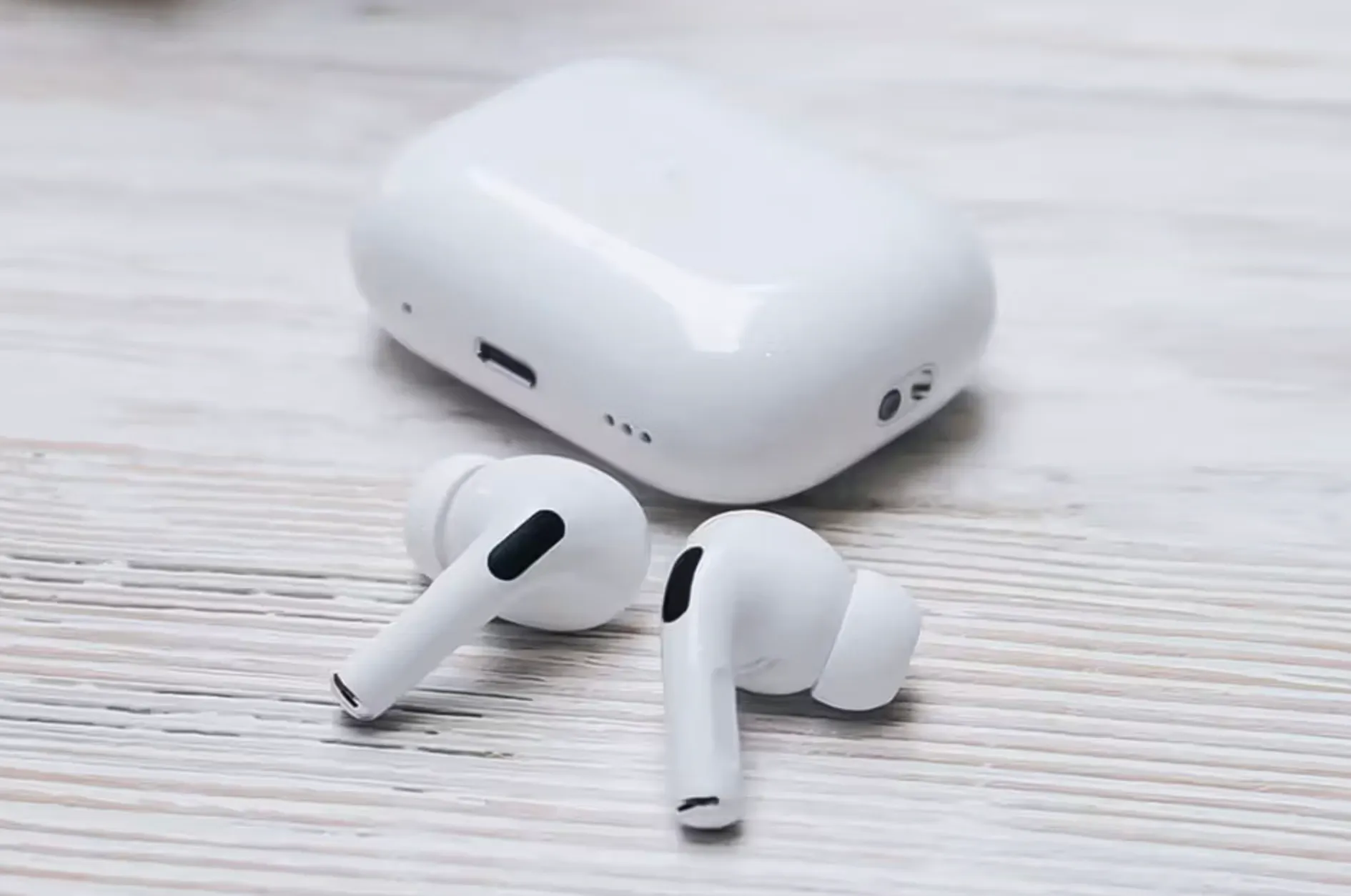 Можно ли купить кейс с USB-C для AirPods Pro отдельно? Ответы на эти и другие вопросы о новых наушниках