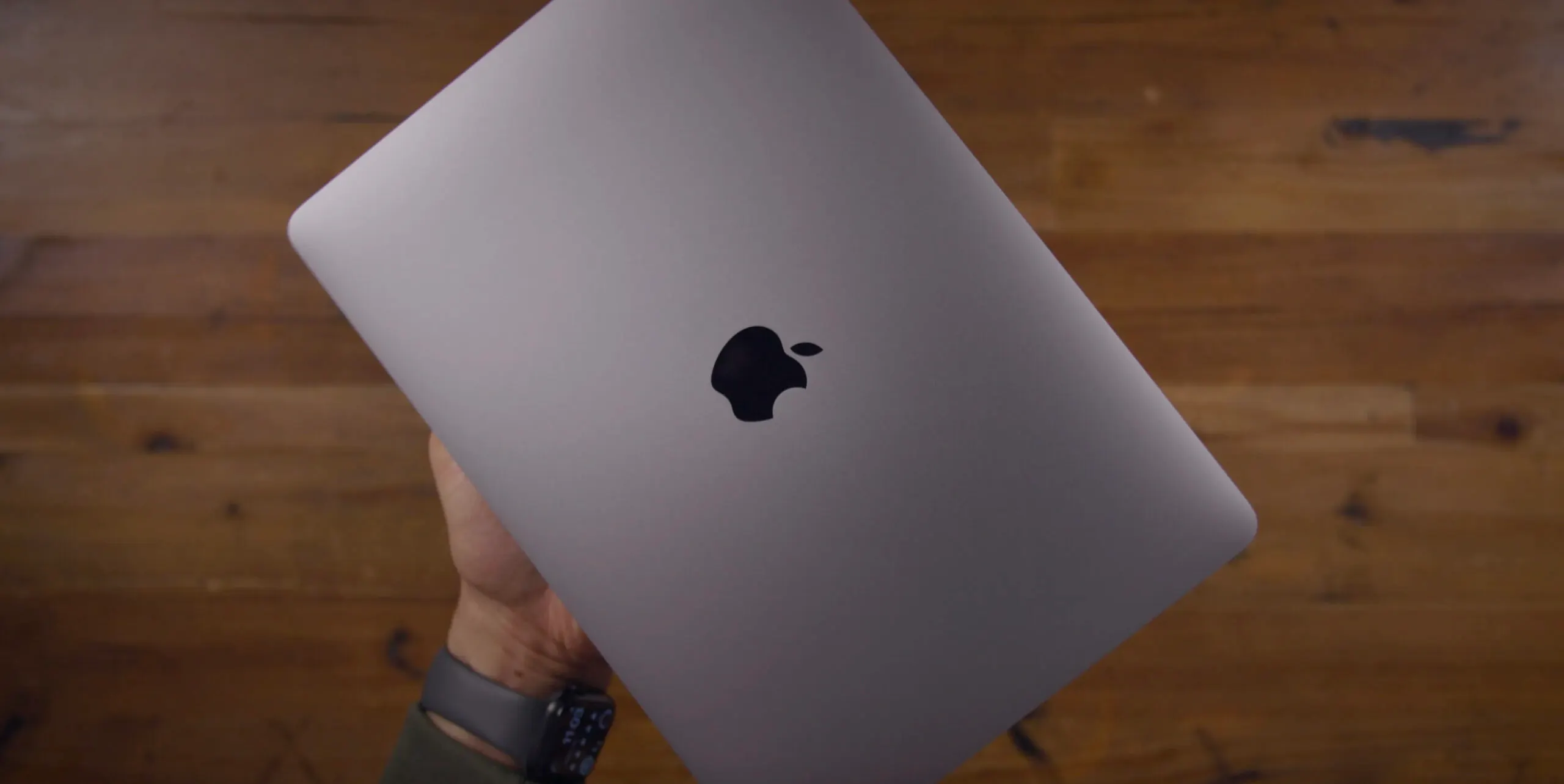 Хватает ли MacBook Air M1 всего 8 Гбайт оперативной памяти? Мы выяснили