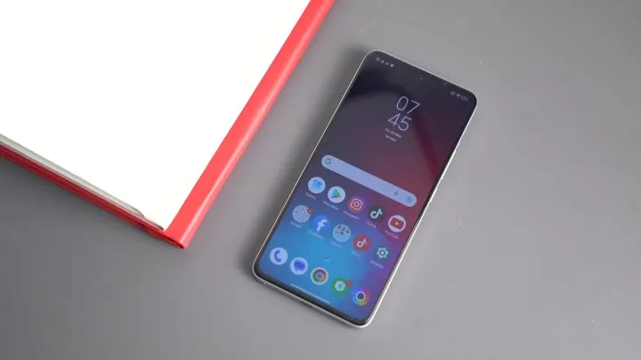 Главный флагман Xiaomi Poco отдают с жирной скидкой. Хватаем, пока он есть в наличии