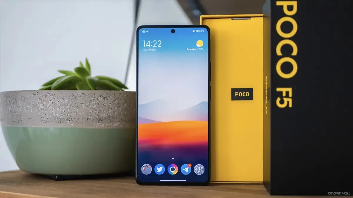Мегапопулярный Xiaomi Poco окончательно рухнул в цене. Настоящий топ за свои деньги