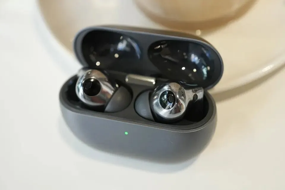 Эти наушники Huawei — главный конкурент AirPods Pro. Их сейчас можно забрать со скидкой