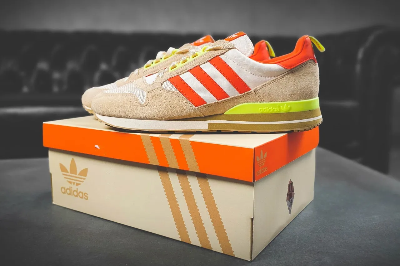 adidas перезапустит бизнес в России. Когда откроют магазины и как изменятся цены?
