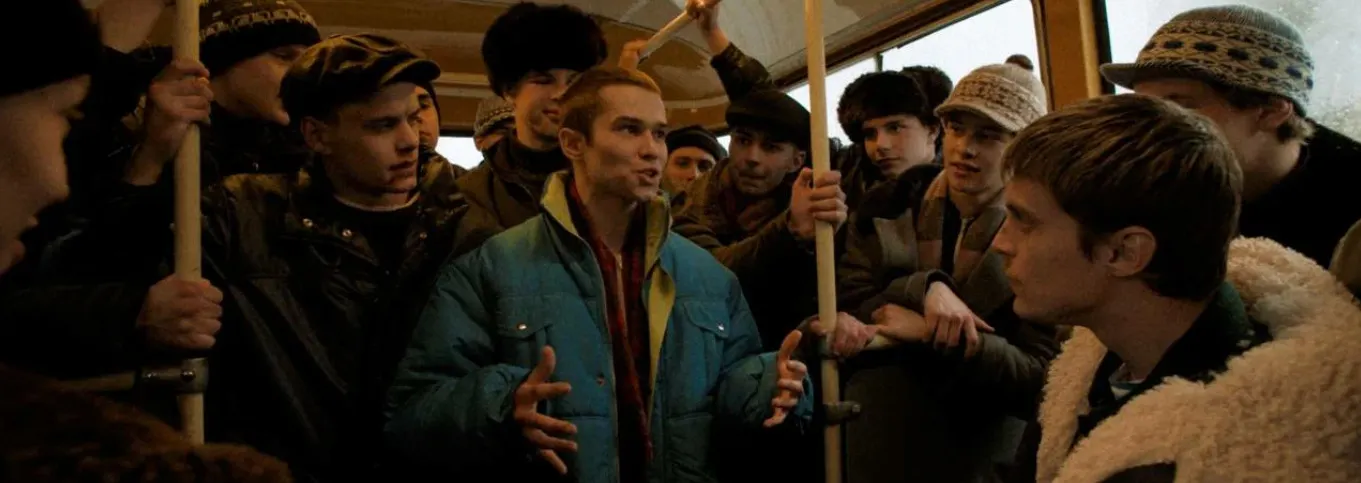 Сериал «Слово пацана» основан на книге. Что это за чтиво и кто его написал?