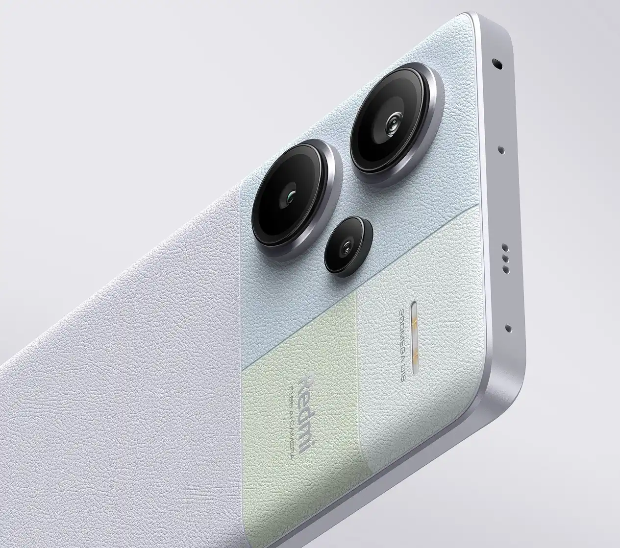В России появился будущий бестселлер Xiaomi Redmi Note 13 Pro+, но сейчас его нельзя брать. И вот почему