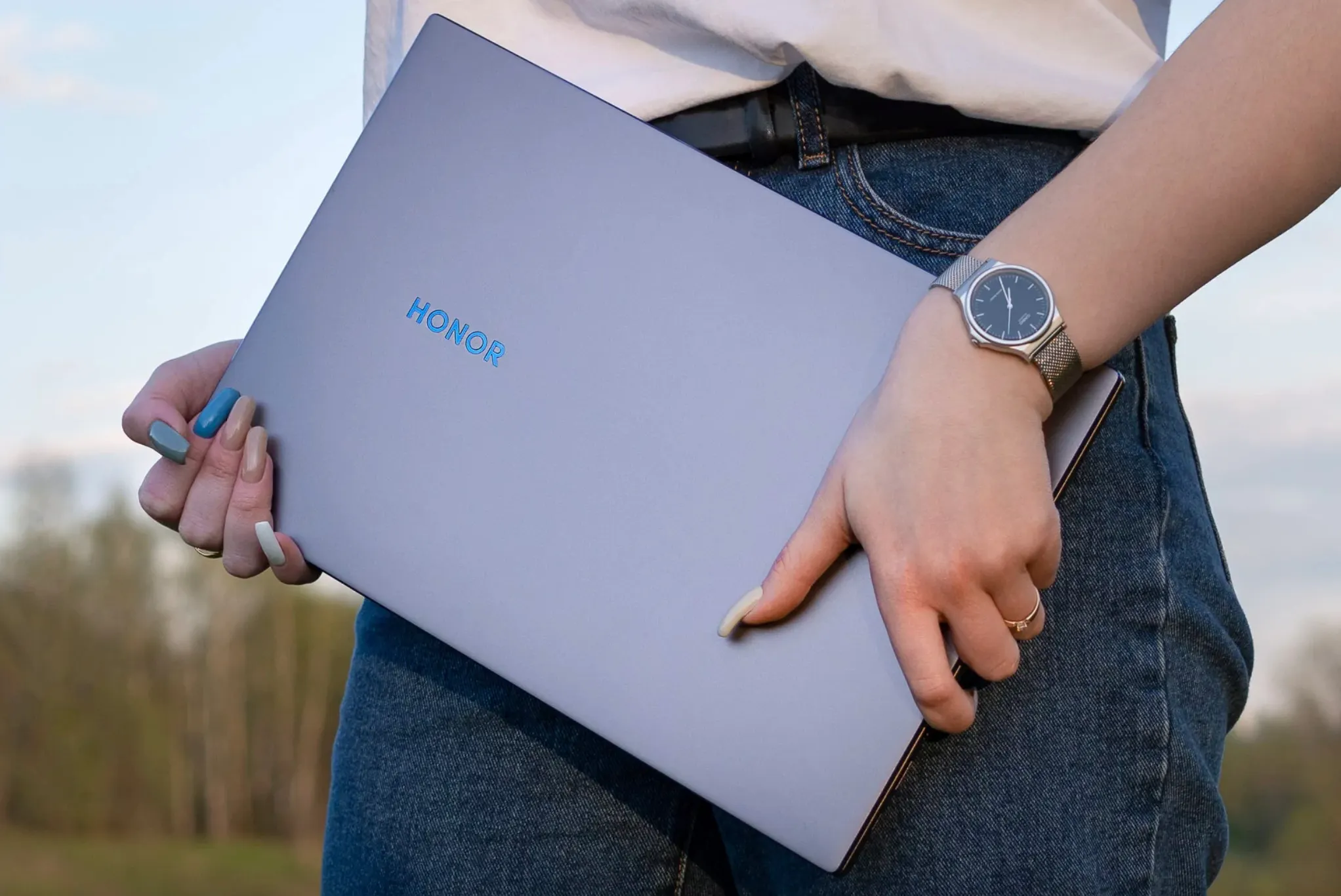 Топ-10 ультрабуков в 2023 году. От эталонного MacBook Air до супермощного Lenovo