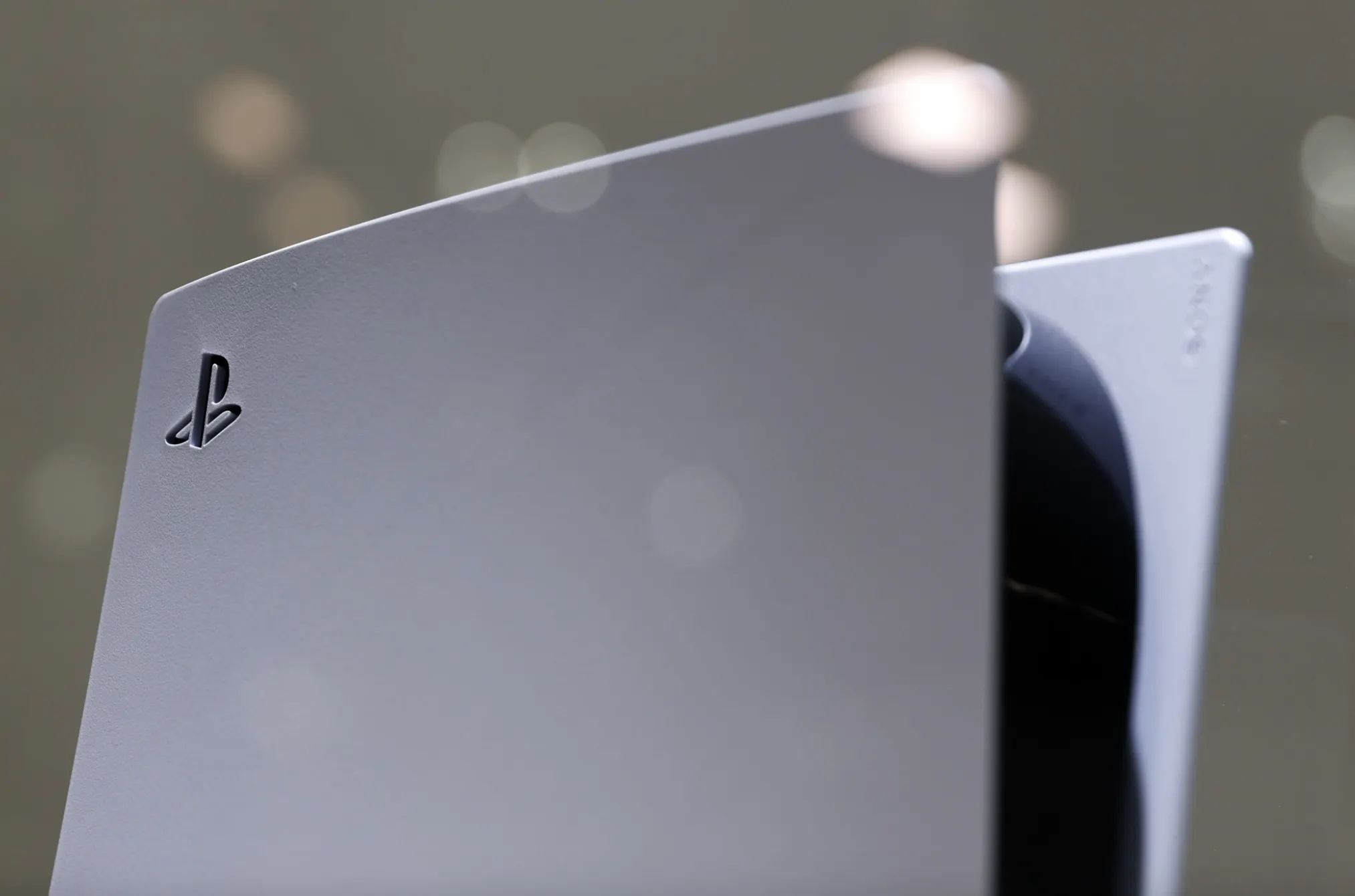 Названа стоимость Sony PlayStation 5 Slim в России. Спойлер: лучше купить классическую версию