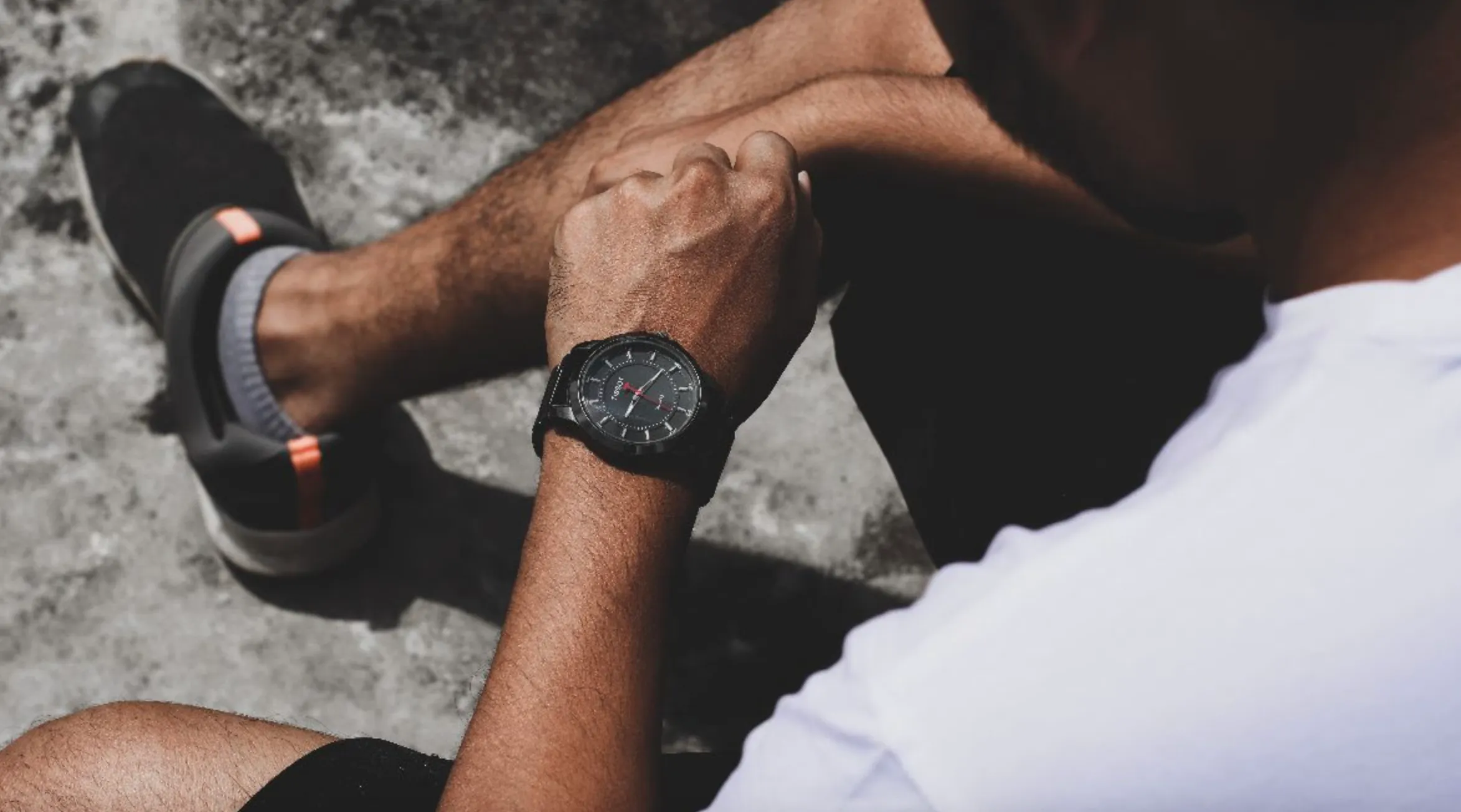 5 самых необычных кварцевых часов. От клона Rolex до циферблата с мозаикой