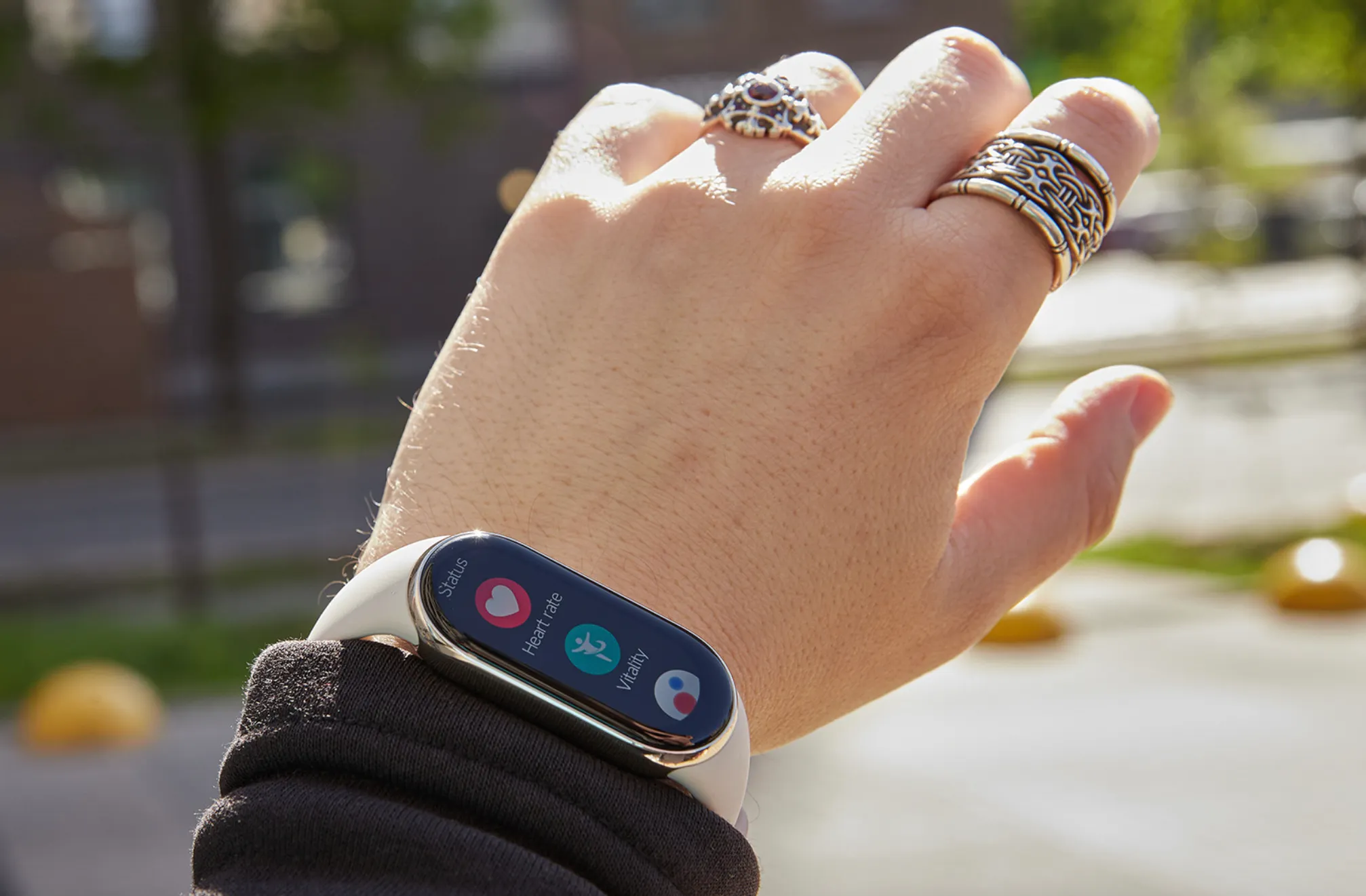 Xiaomi Mi Band 8 получил важный апдейт. Его оценят владельцы iPhone