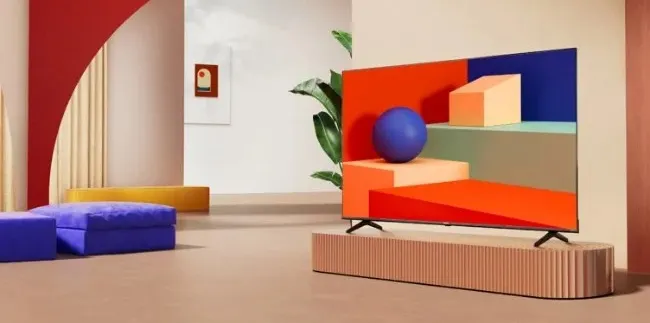 Это лучший 4K-телевизор для кухни или дачи. Мы точно знаем, где его взять с максимальной выгодой