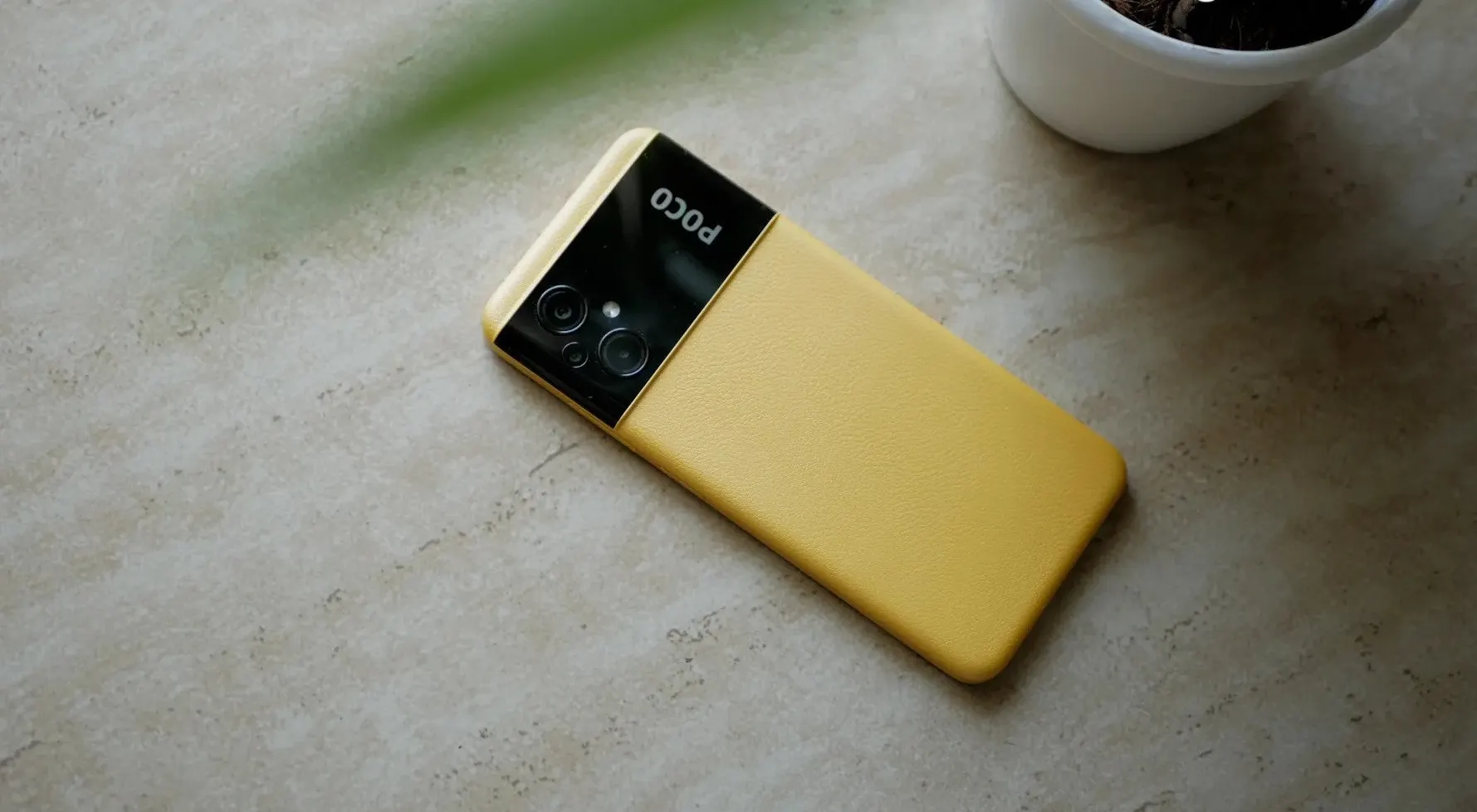 Лучшее железо за свои деньги. Хитовый бюджетник Xiaomi Poco сливают за бесценок