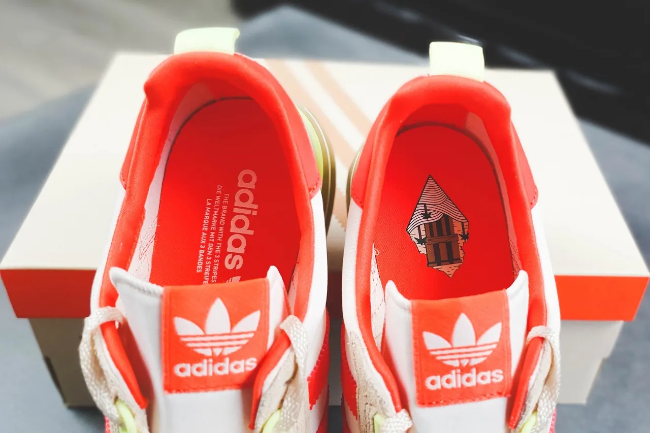 adidas и Reebok вернутся в Россию под новым брендом. Магазины откроются уже 8 декабря
