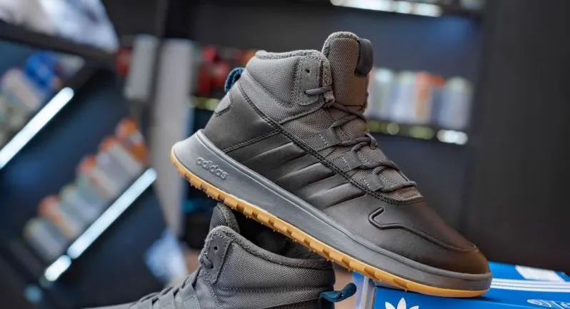 Зимние кроссовки от adidas разрывают Joom. Их отдают с шикарными скидками