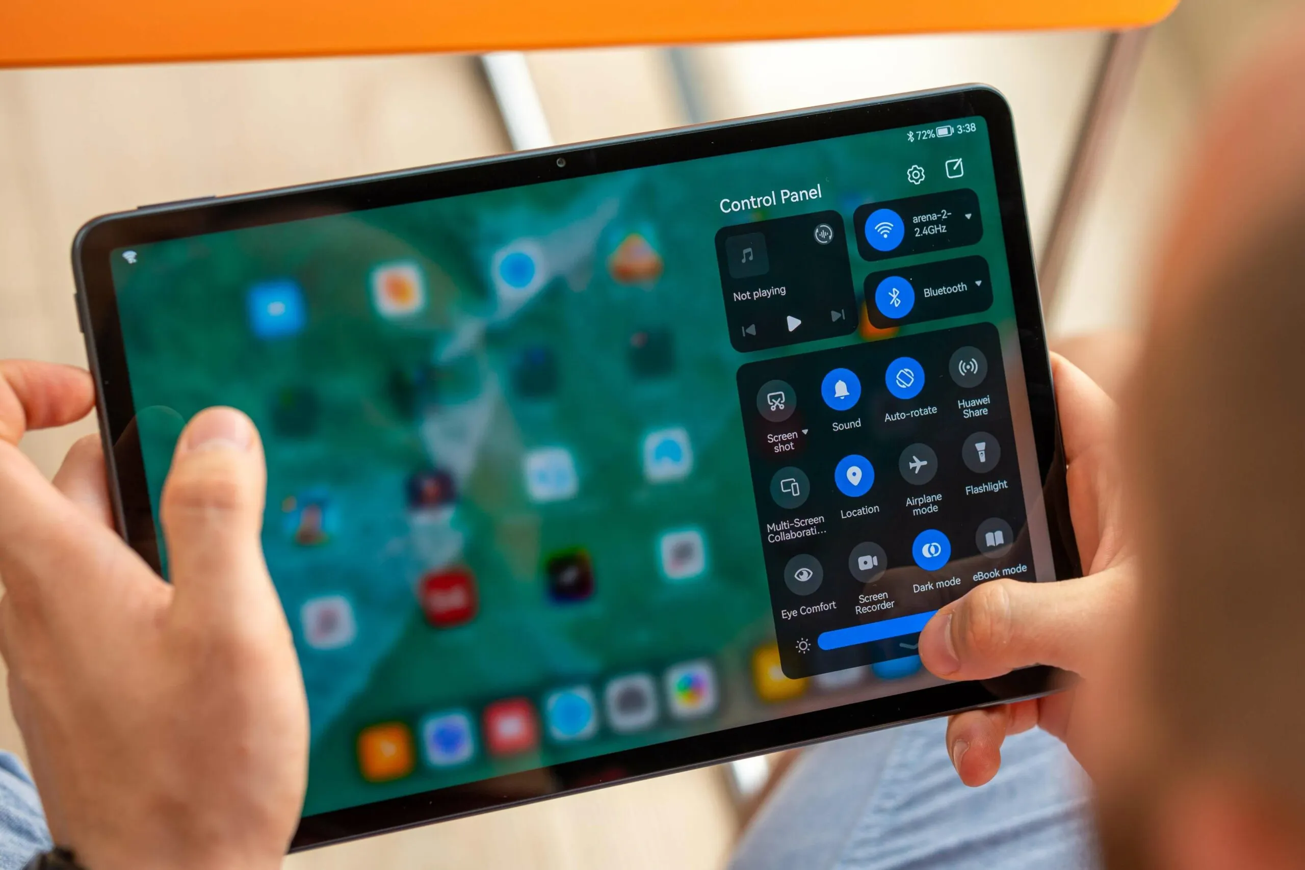 Про этот Huawei все забыли, а зря. Это один из лучших планшетов на рынке