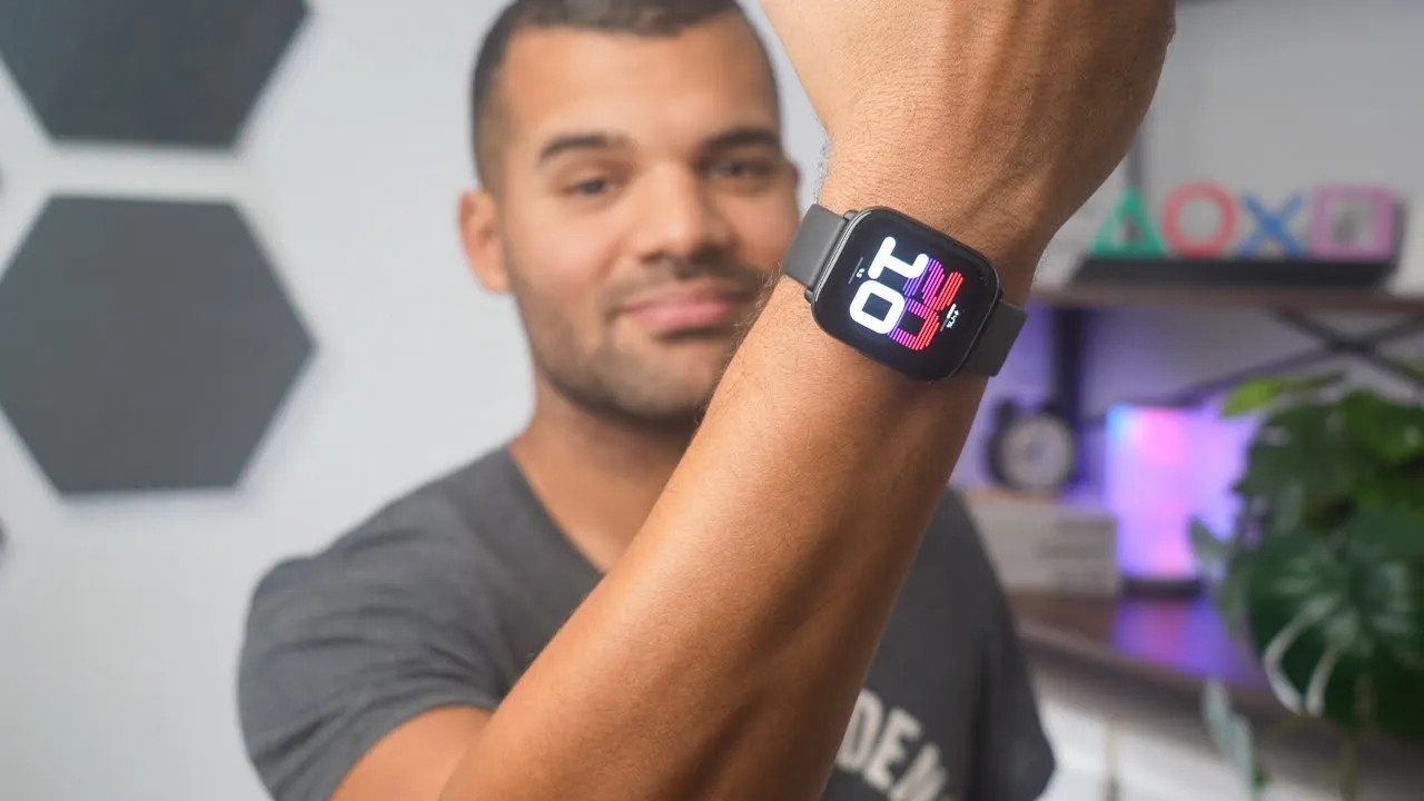 «Отличный экран, множество настроек». Свежие смарт-часы Amazfit сливают с приличной скидкой