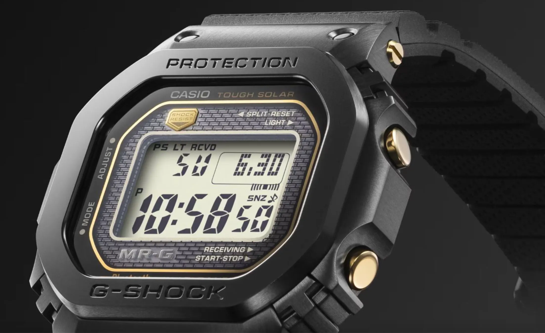 Casio выпустила титановые часы. Они без умных функций, но их не нужно заряжать