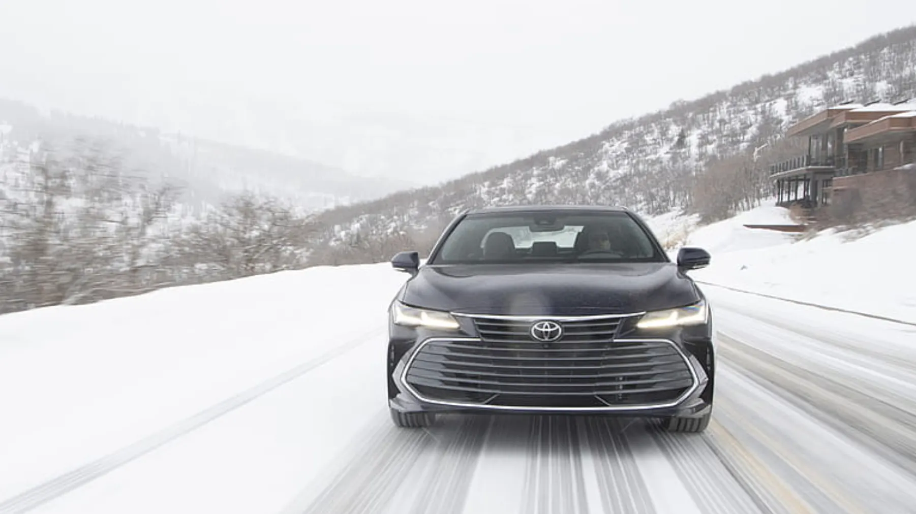 В России на 1 млн подешевел клон Toyota Camry. Этот седан — самый надежный в мире