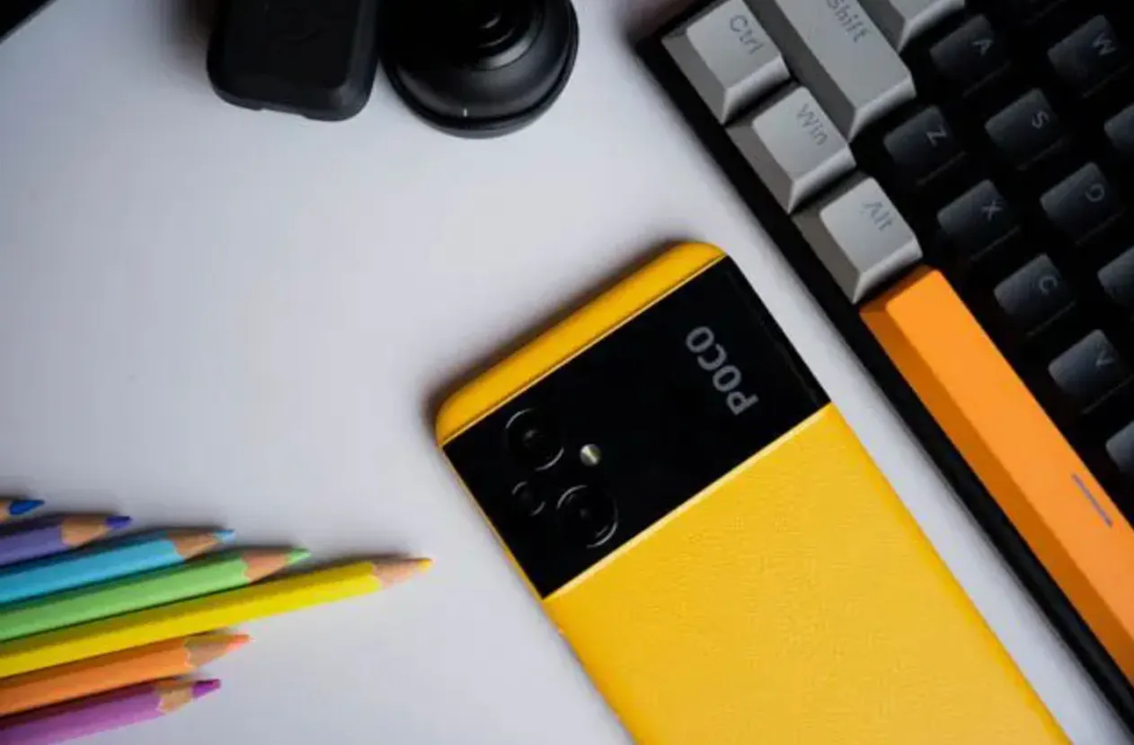 Забираем Xiaomi Poco M5 с большой скидкой. Популярный бюджетник можно купить за гроши