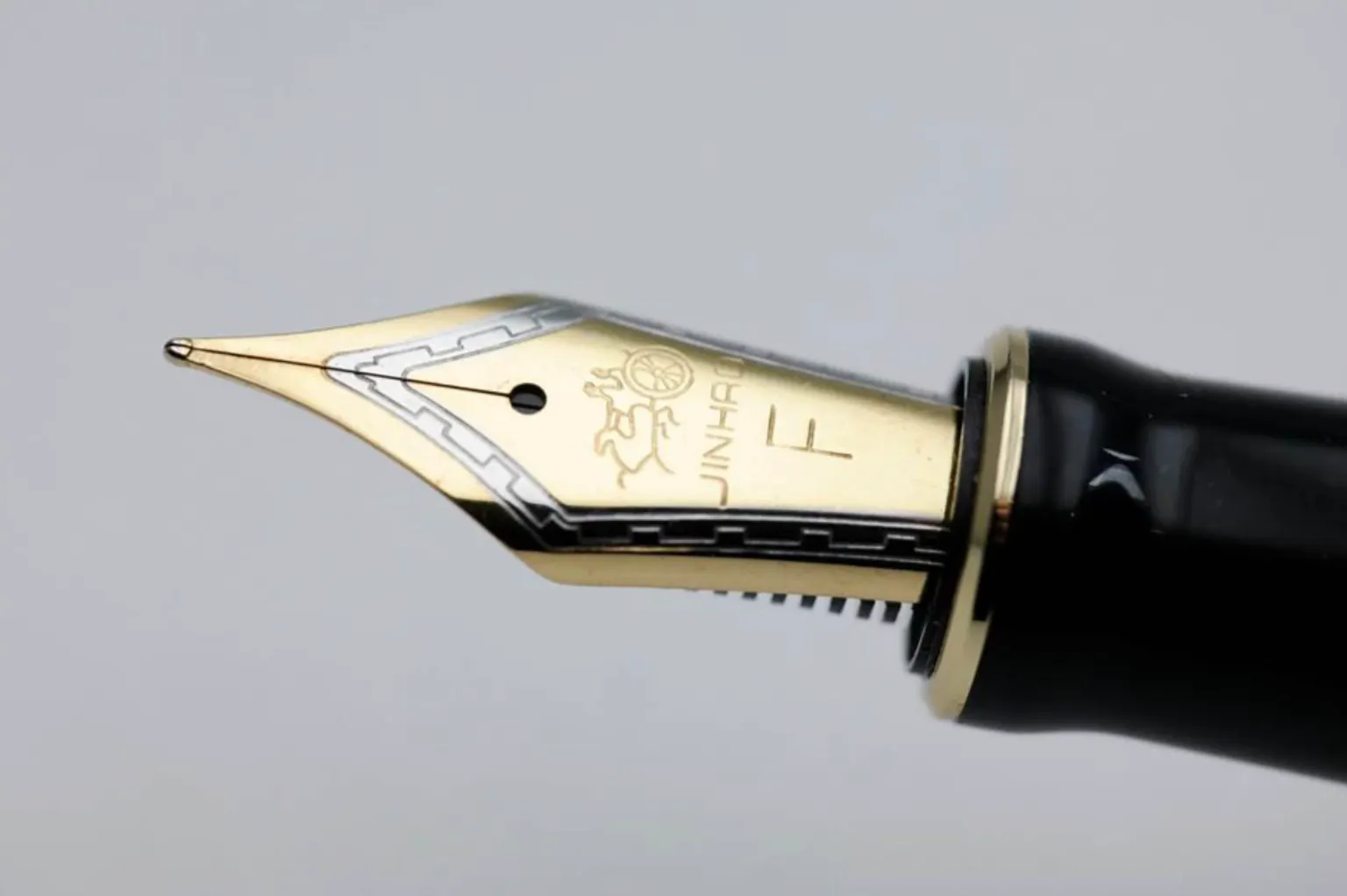 Стильные авторучки Jinhao Century 100 продают на Али. Почему они так популярны?