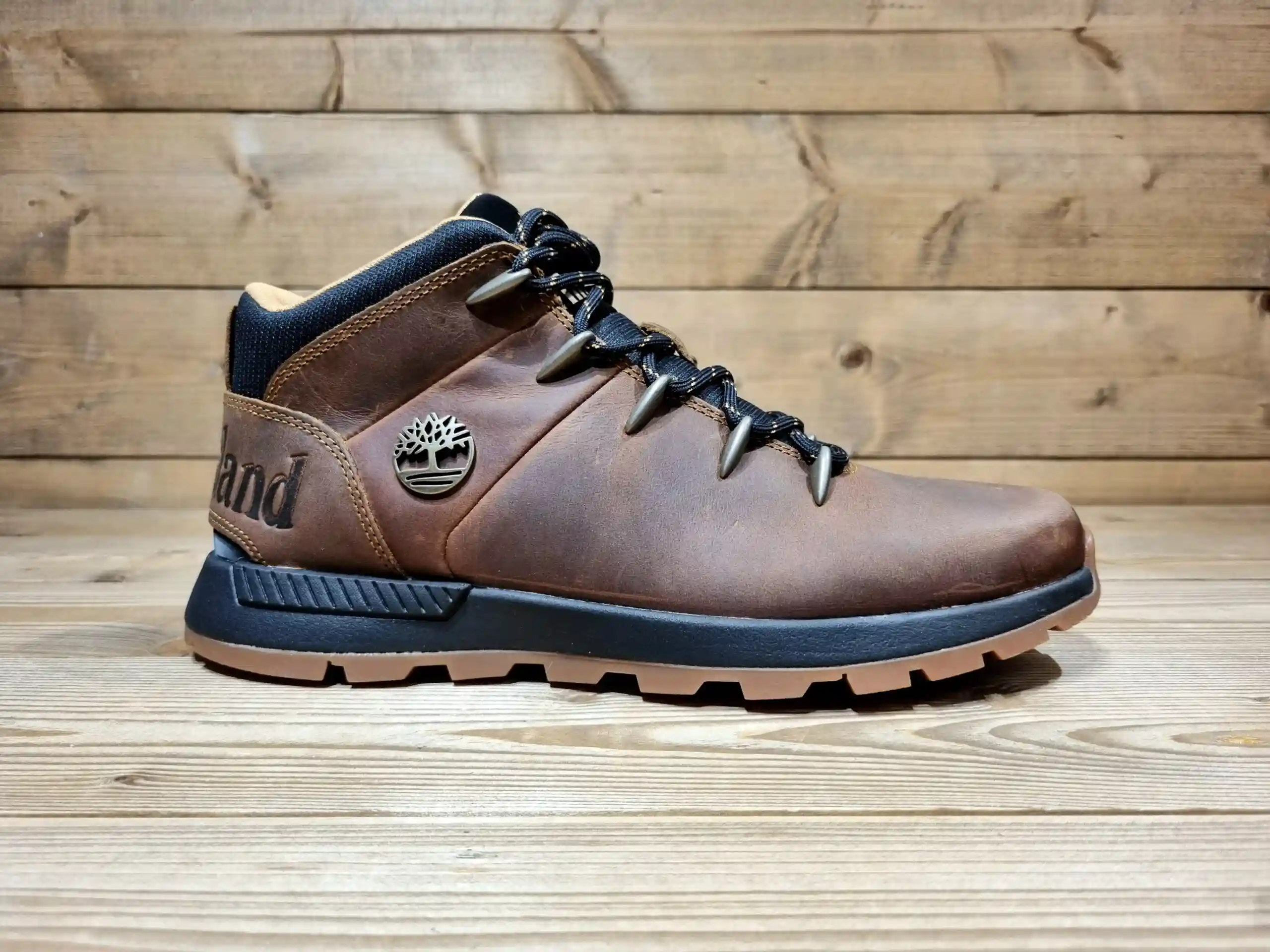Ботинки от Timberland разрывают Joom. Они подешевели почти в два раза