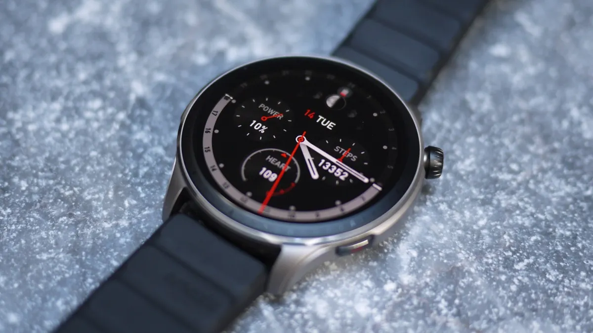 Премиальные Amazfit GTR 4 сливают за бесценок. Это лучшие смарт-часы бренда