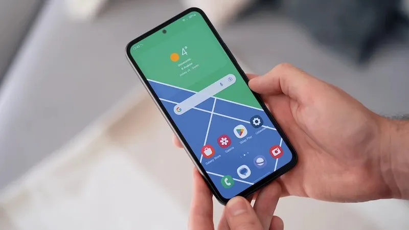 Главный хит Samsung окончательно рухнул в цене. Берем, пока он есть в наличии