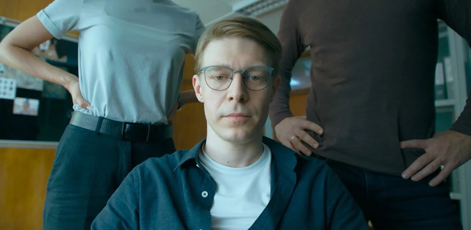 Лучшие сериалы по мнению российских актеров. Что смотрят Никита Ефремов и звезда «Папиных дочек»?