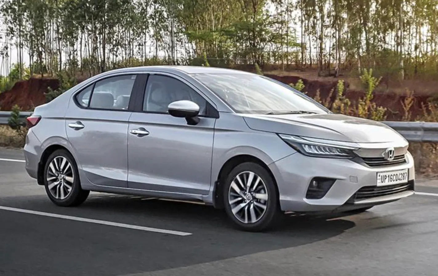 В Россию приедет редкий автомобиль Honda City. Это бюджетный убийца Kia Rio