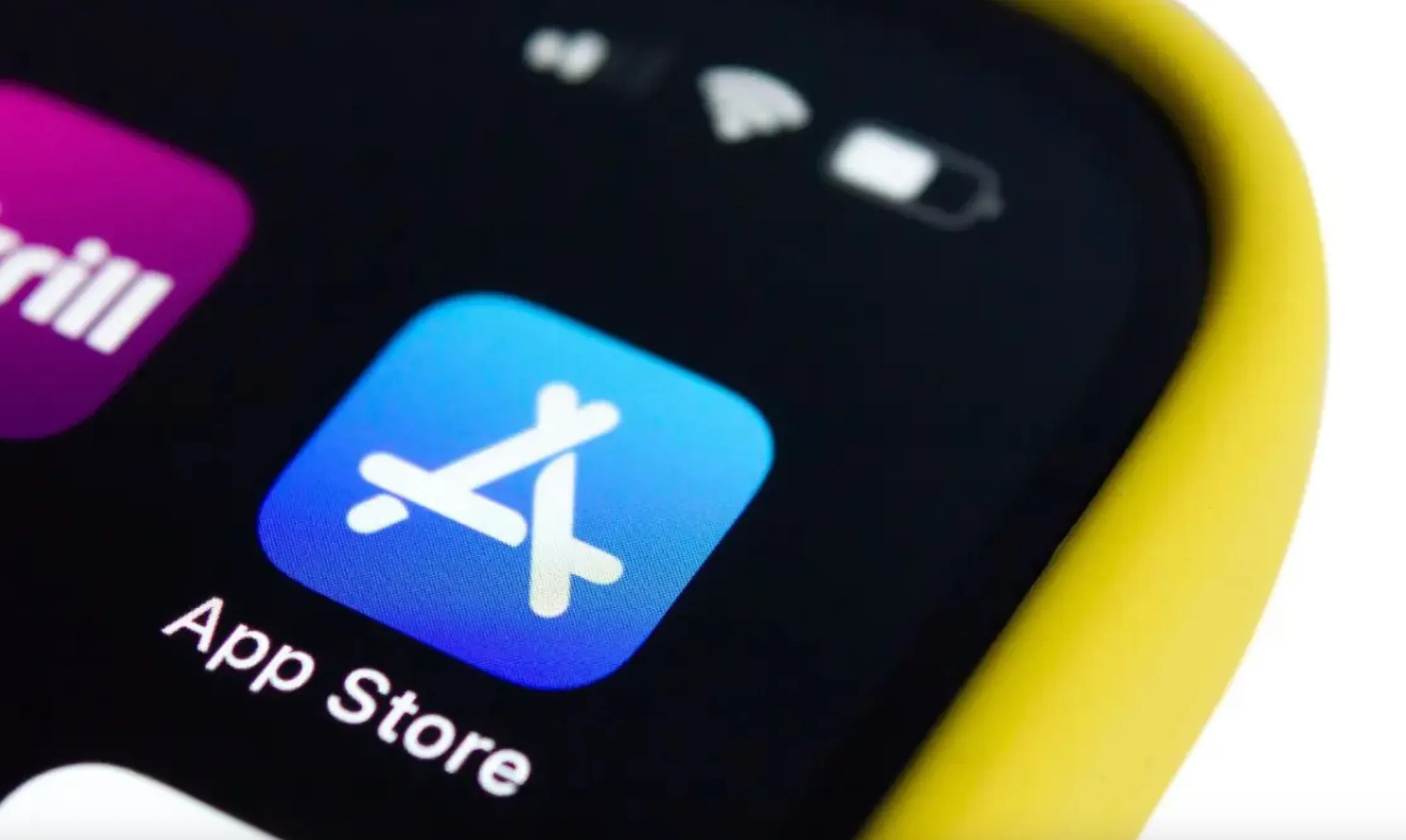 Apple разрешит установку приложений в обход App Store. Будет ли это работать в России?