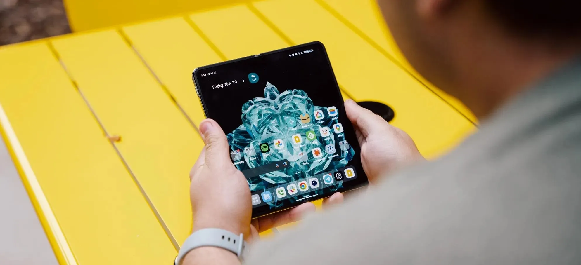 5 лучших складных смартфонов на рынке. От топового Samsung Galaxy до мощного OnePlus