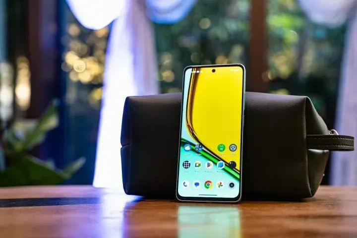 Realme C67 4G уже можно заказать в России. Это будущий хит бренда