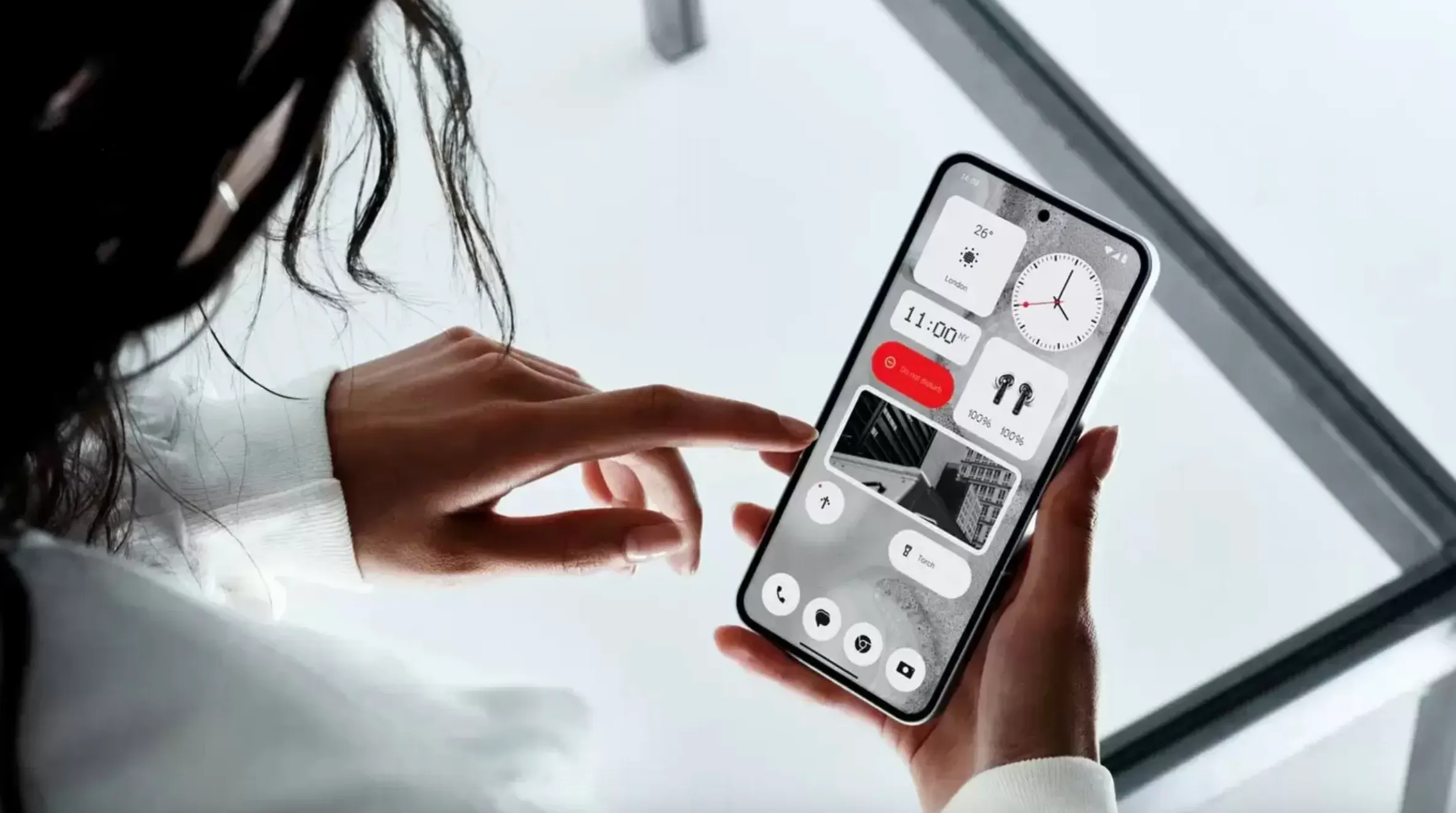 Каким будет Nothing Phone (2a)? Создатели смартфона откажутся от главной фишки бренда