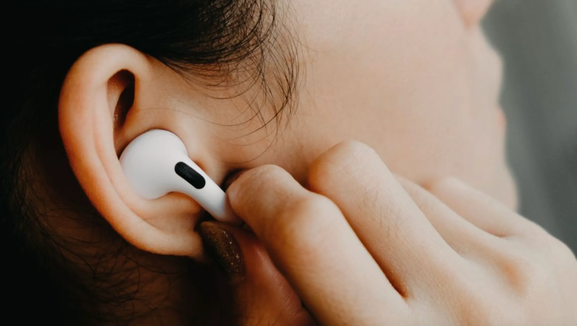 Как продлить время работы AirPods? Есть настройки наушников, которые нужно отключить