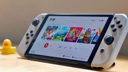 Nintendo Switch OLED сливают на Маркете по рекордно низкой цене. Так дешёво приставка не стоила никогда