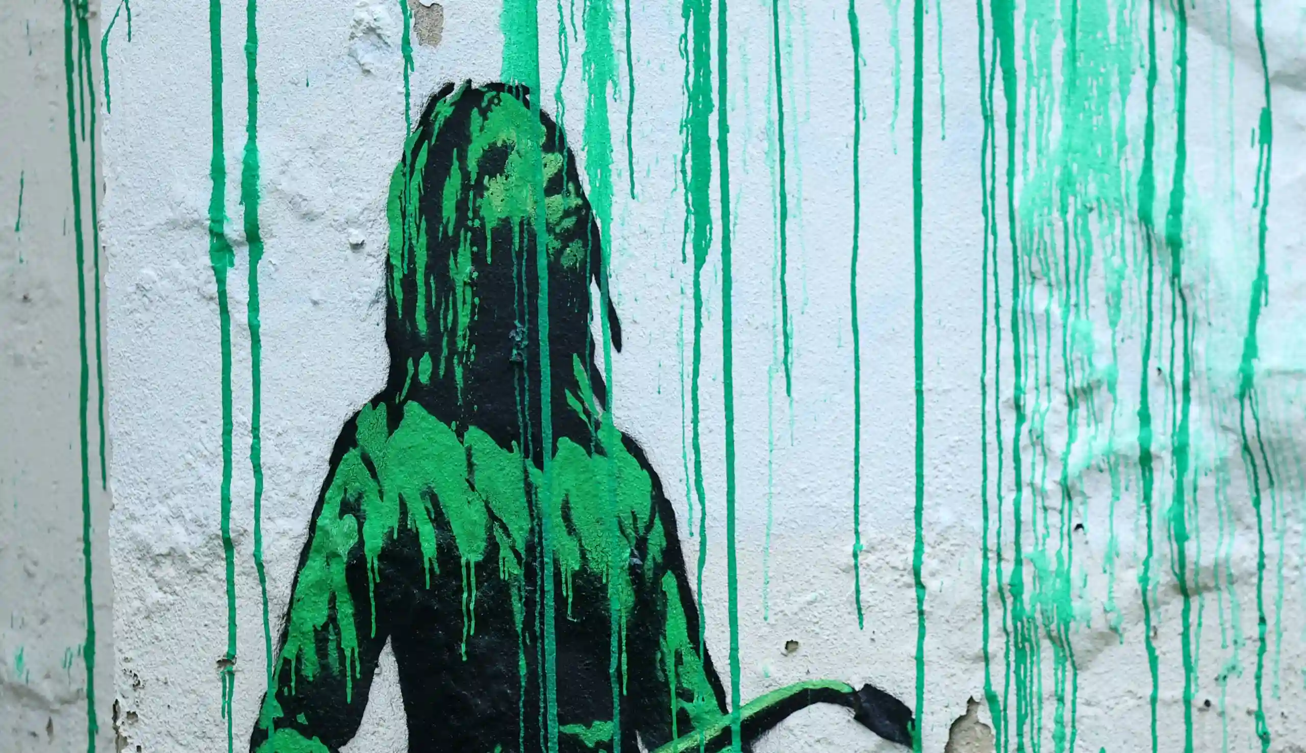 Banksy украл идею российского художника? Он скопировал рисунок 2013 года