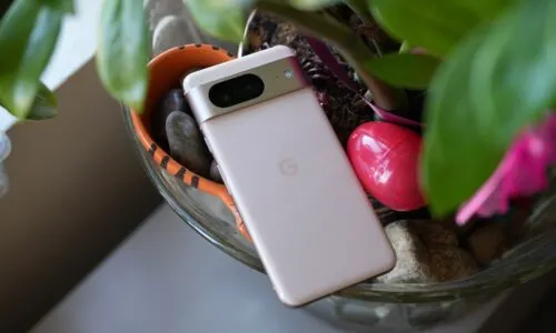 Google Pixel 8 сливают за бесценок на Маркете. Это один из главных камерофонов на рынке 