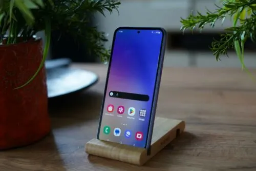 Легендарный Samsung Galaxy подешевел в России. Теперь его точно стоит брать