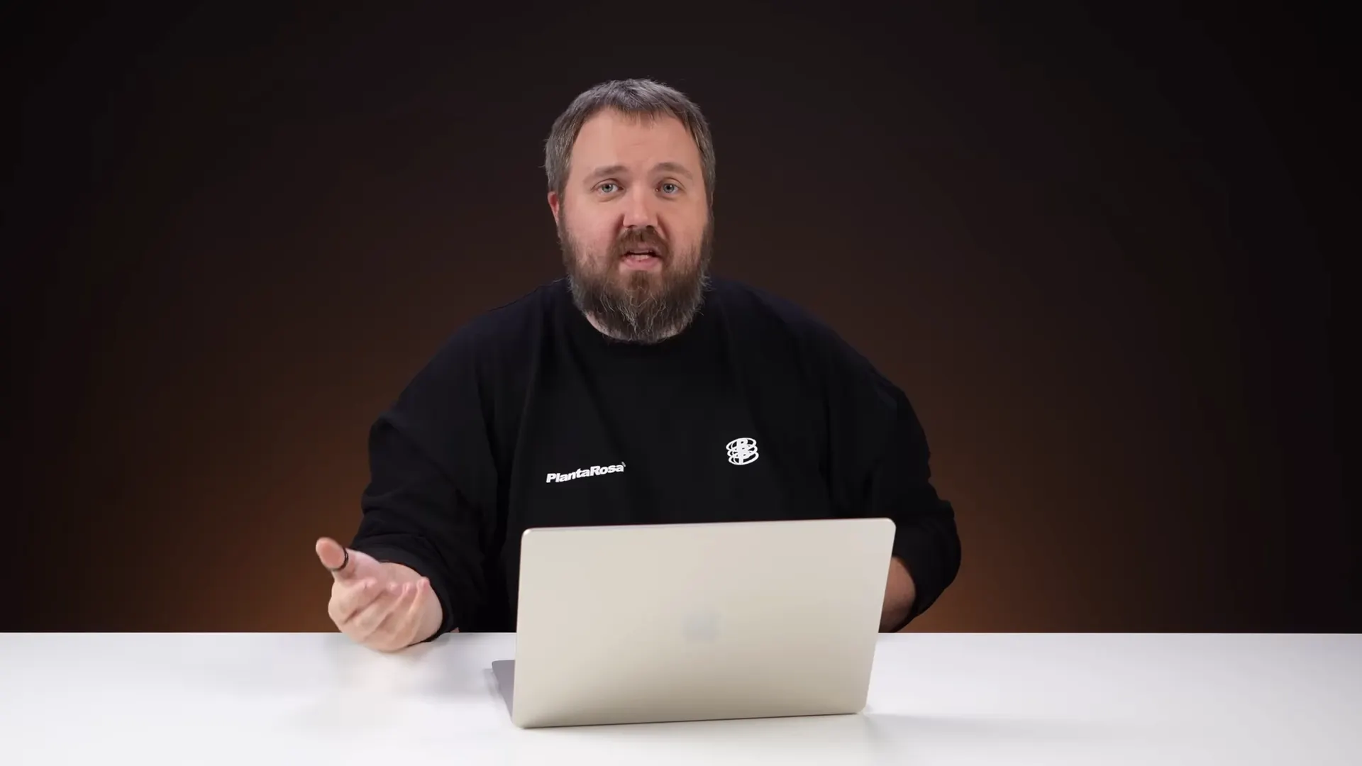 Wylsacom дал мнение по новому MacBook Air на M3. Стоит брать или нет?